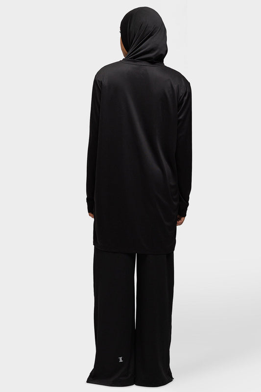 Modest Training Top Black