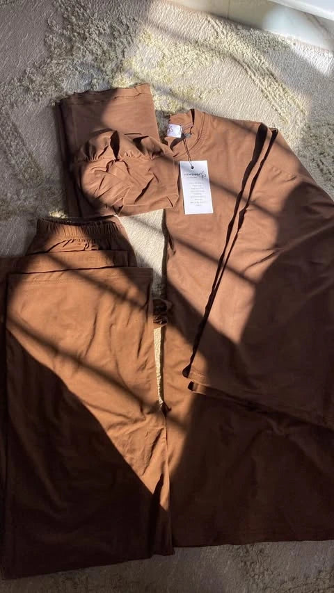 Burkini Lina | Luxe & Modestie – 4 pièces dont un bonnet offert