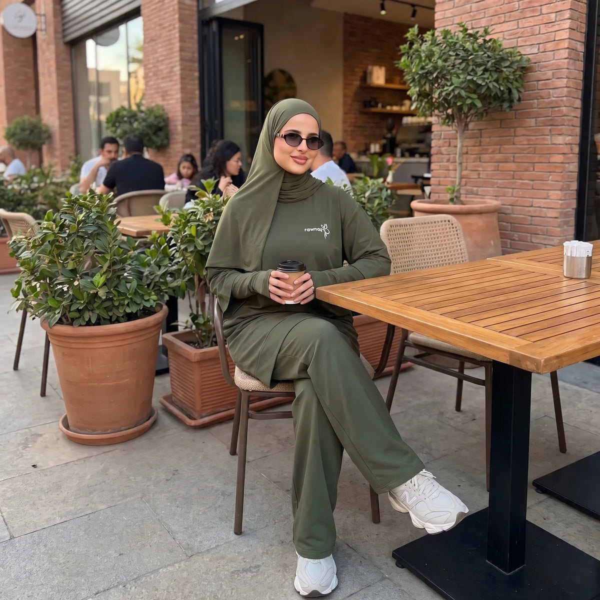 Activewear Modeste Rawnaqe — Ensemble 3 Pièce  Couvrant & Confortable