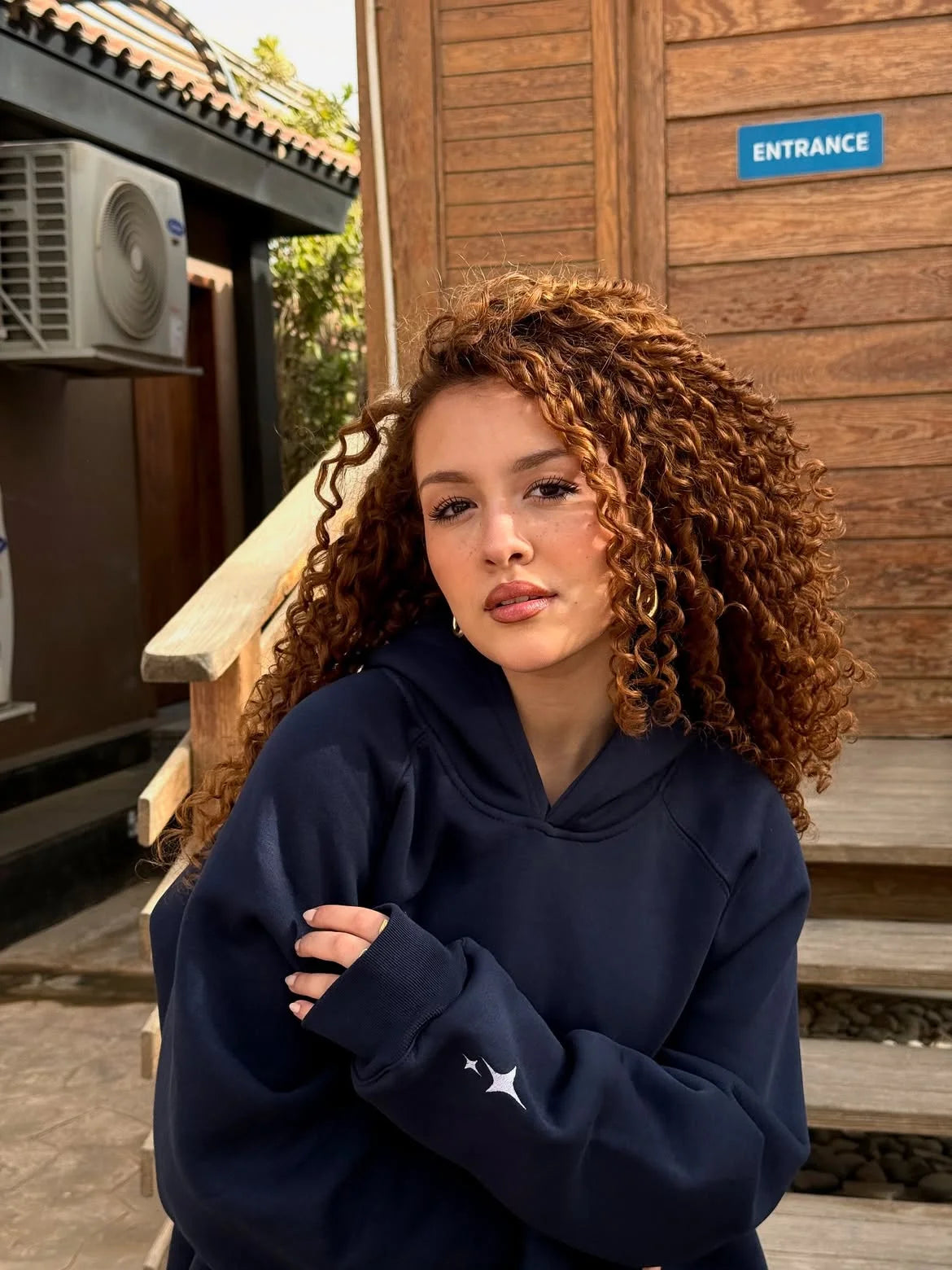 Hoodie Brodé Oversize – Turkish Cotton