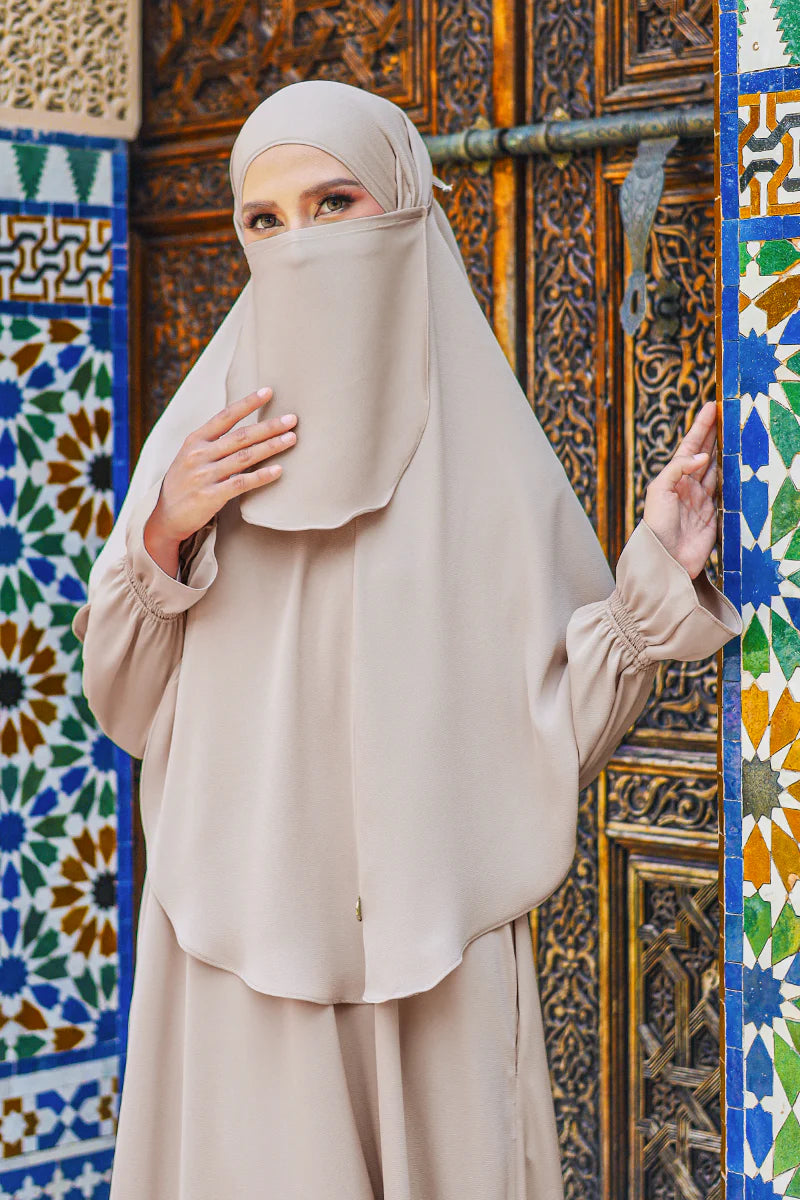 Abaya yusr 3 piéce modeste (Abaya & Hijab & Niqab)