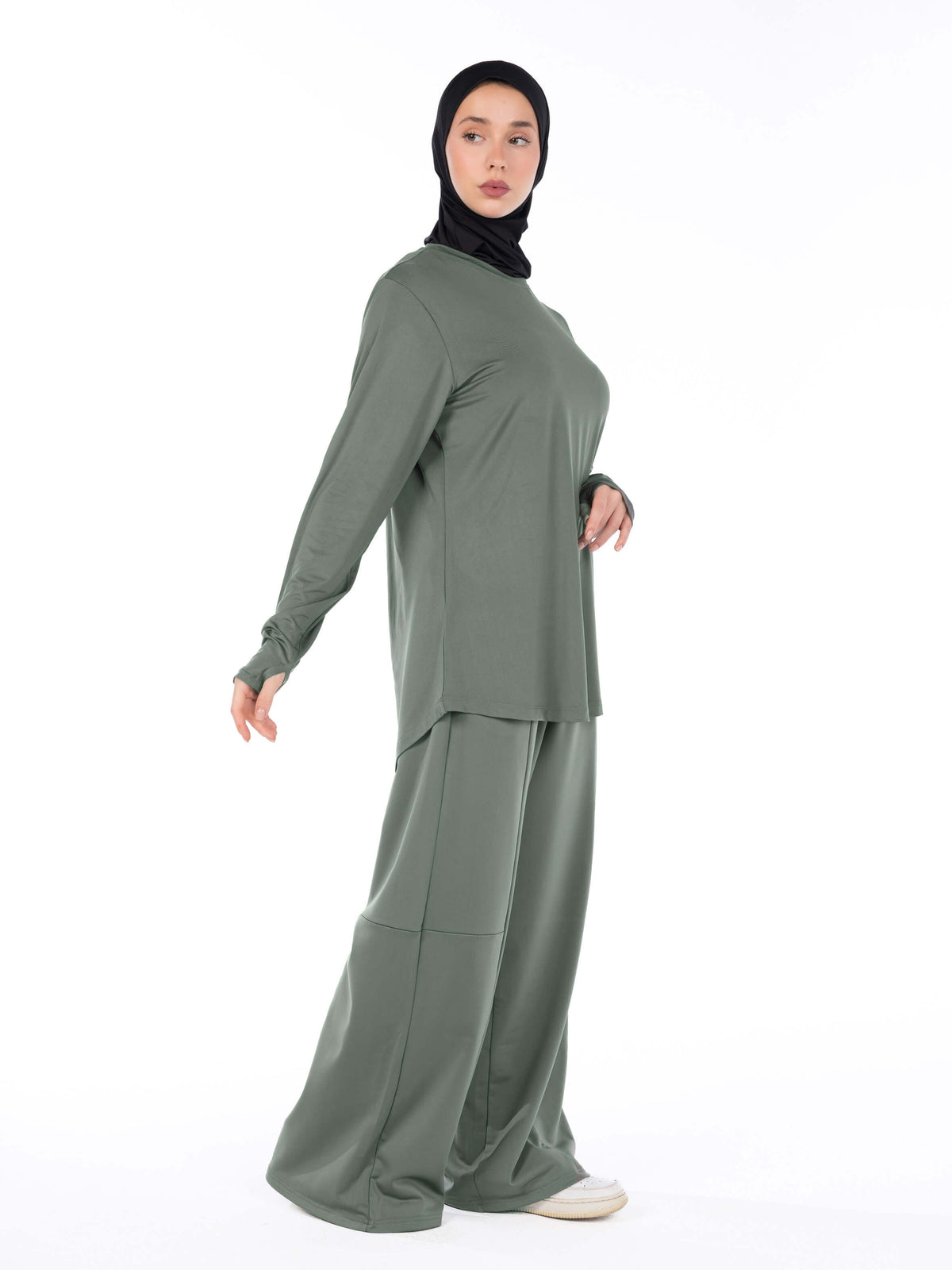 Rawnaqe Long-Sleeve Hi-Dri Sports Top - Sage Gray