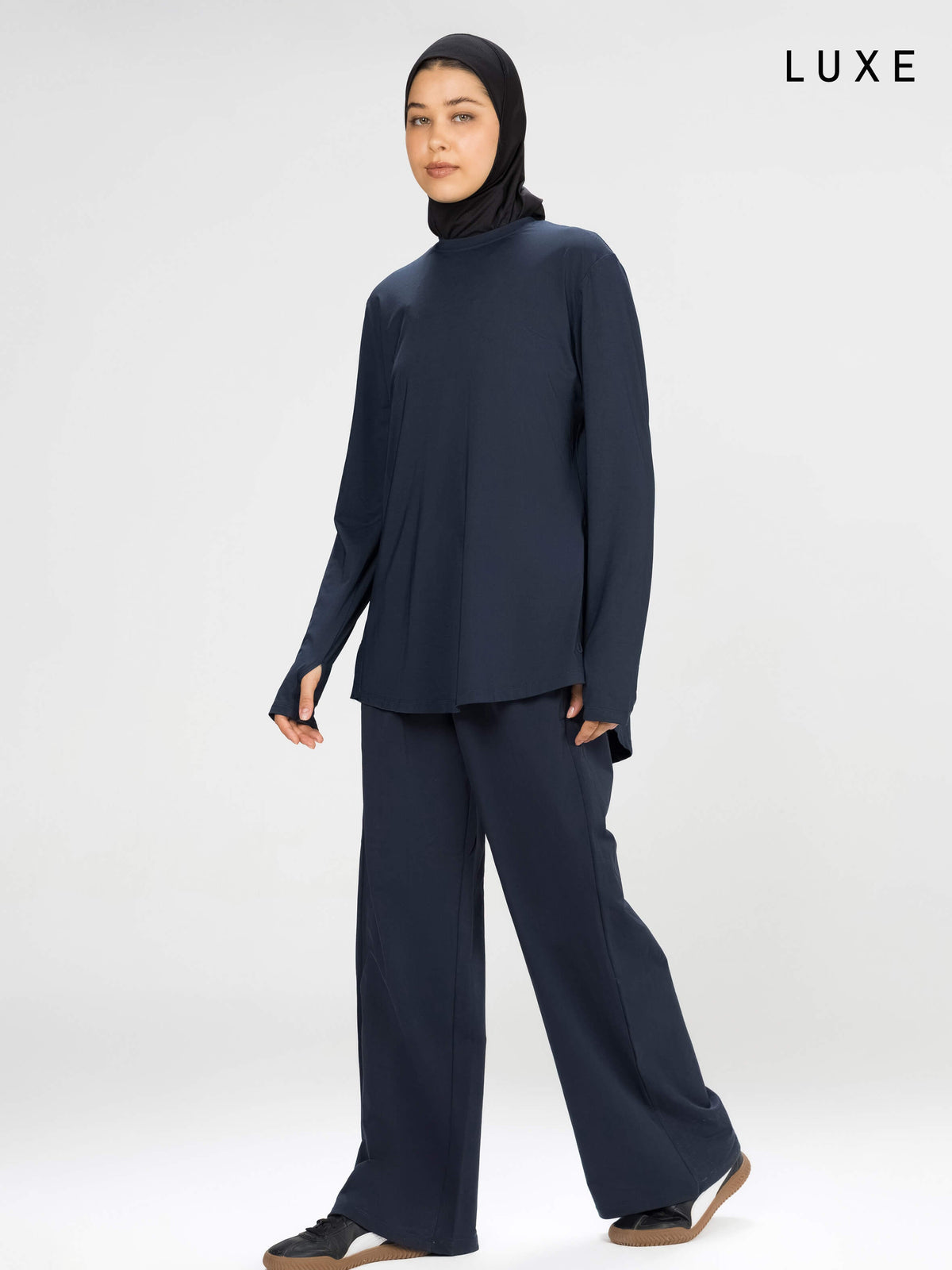 Rawnaqe Luxe | Long Sleeve Sports Top - Navy