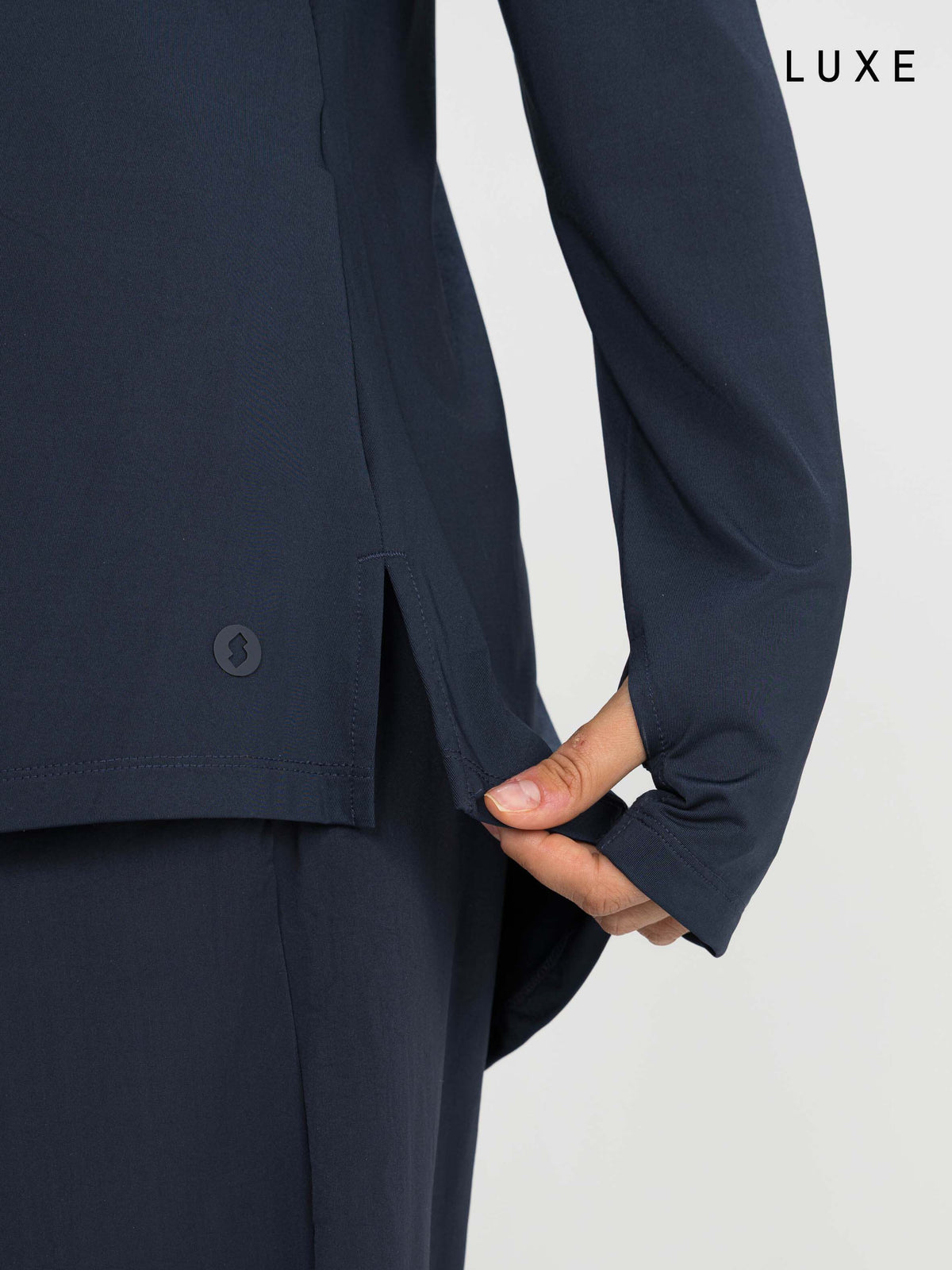 Rawnaqe Luxe | Long Sleeve Sports Top - Navy